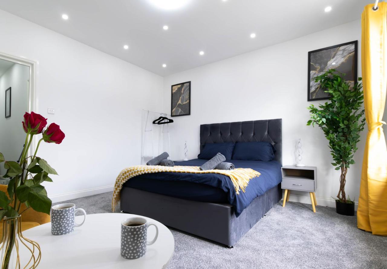 Open Mind Property - 6 Luxury Bedrooms With Free Parking ポーツマス エクステリア 写真